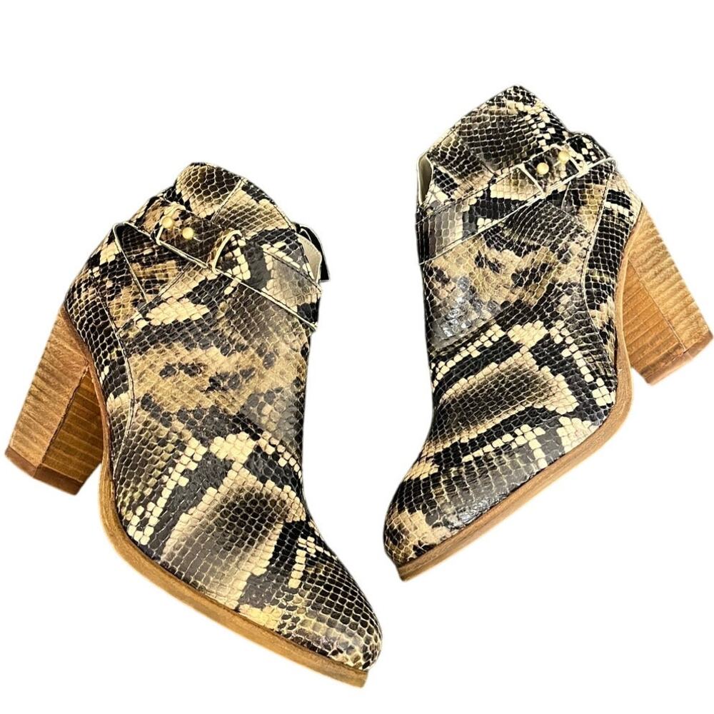 NWOT Boden Women's Snake Print Leather Ankle Boots Western Style Size 38 US‎ 7